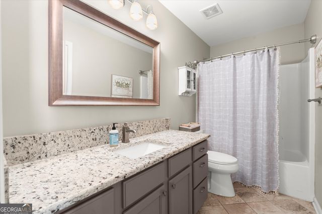 221 Rose Cottage Drive, Woodstock, GA 30189