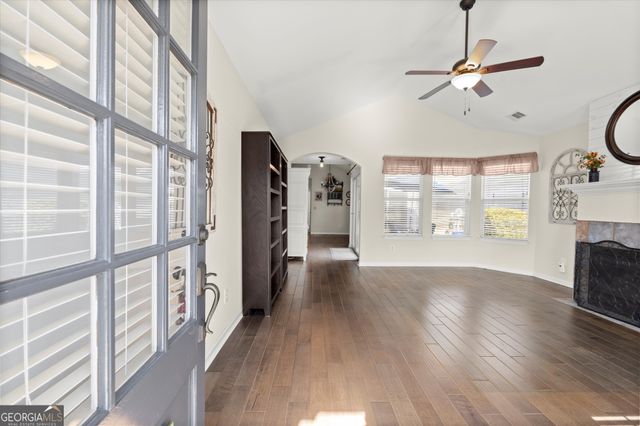 221 Rose Cottage Drive, Woodstock, GA 30189