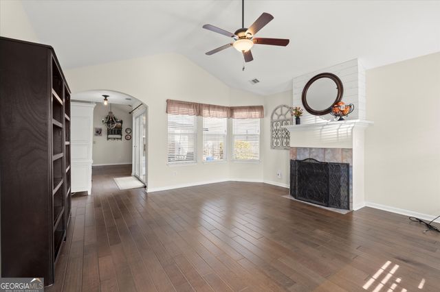 221 Rose Cottage Drive, Woodstock, GA 30189