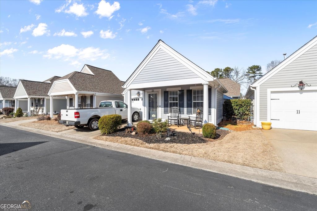 221 Rose Cottage Drive, Woodstock, GA 30189