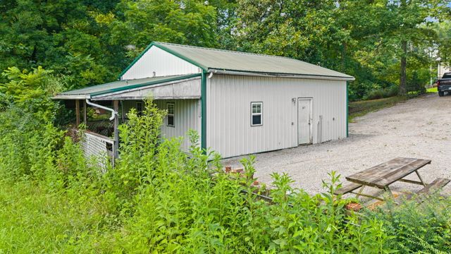 190 Walker Drive, Burnside, KY 41519