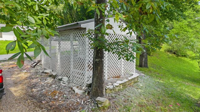 190 Walker Drive, Burnside, KY 41519
