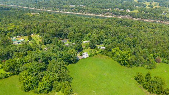 190 Walker Drive, Burnside, KY 41519