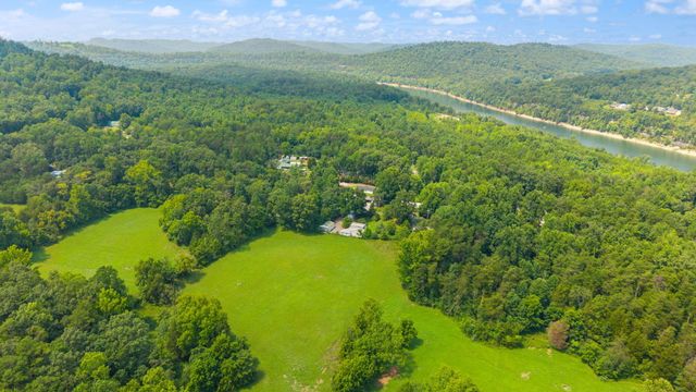 190 Walker Drive, Burnside, KY 41519