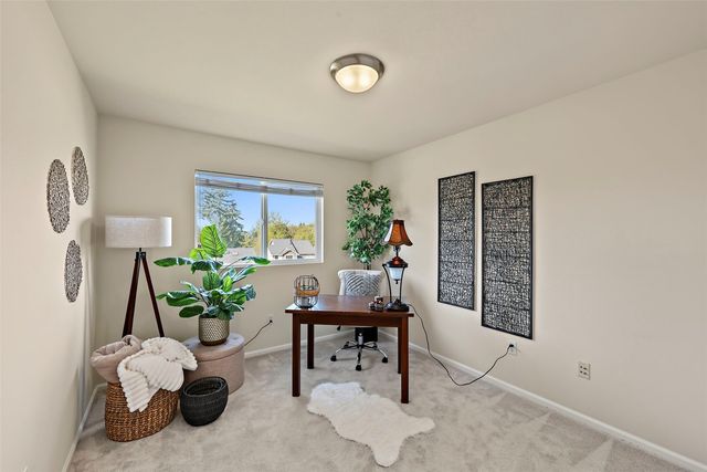 17071 165th Avenue SE, Renton, WA 98058