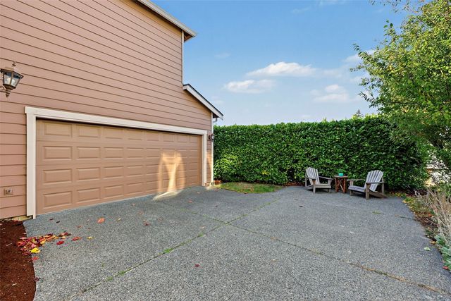 17071 165th Avenue SE, Renton, WA 98058