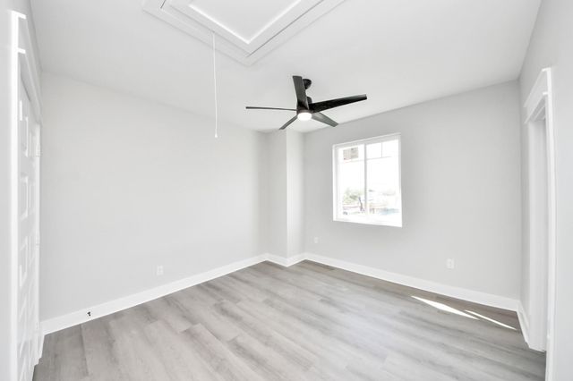 216 San Jacinto Street, La Porte, TX 77571