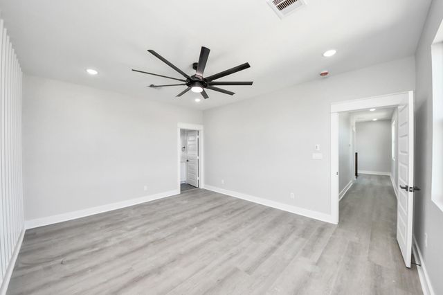 216 San Jacinto Street, La Porte, TX 77571