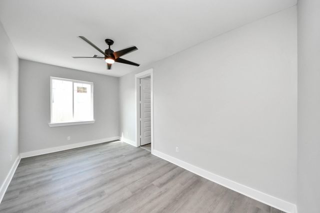 216 San Jacinto Street, La Porte, TX 77571