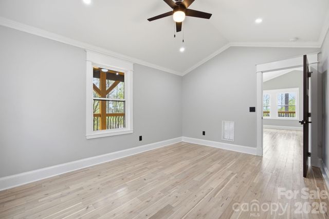 276 Coopers Drive, Hendersonville, NC 28739