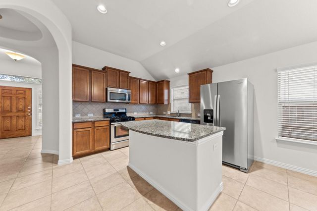 411 Tascate ST, Georgetown, TX 78628