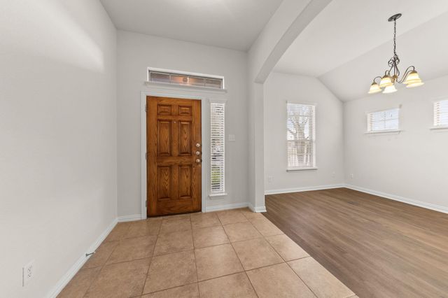 411 Tascate ST, Georgetown, TX 78628