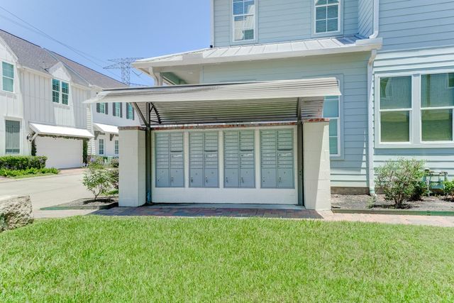 8648 Emnora Lane, Houston, TX 77080