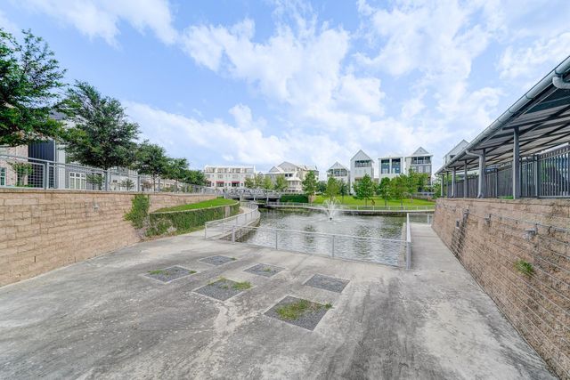 8648 Emnora Lane, Houston, TX 77080