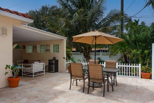 1900 N Victoria Park Road, Fort Lauderdale, FL 33305