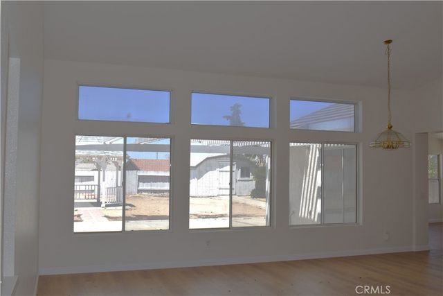 13246 Davidson, Victorville, CA 92392