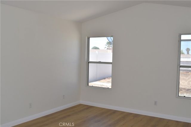 13246 Davidson, Victorville, CA 92392