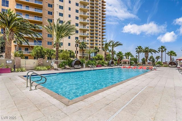 8255 Las Vegas Boulevard 1812, Las Vegas, NV 89123