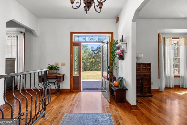 1243 US HWY 19, Meansville, GA 30256