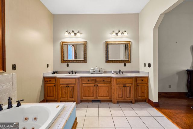 1243 US HWY 19, Meansville, GA 30256