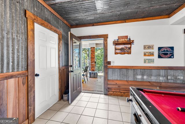 1243 US HWY 19, Meansville, GA 30256