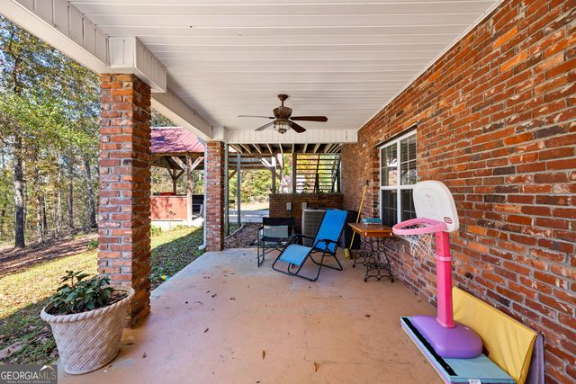 1243 US HWY 19, Meansville, GA 30256