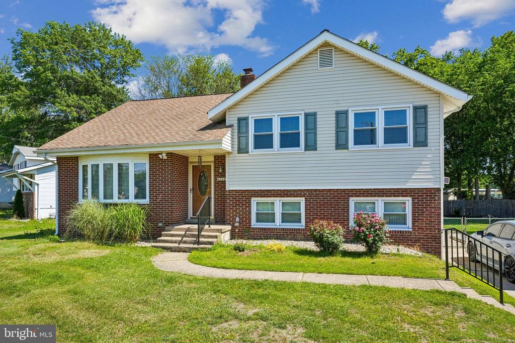 311 BELLE ARBOR DR, Cherry Hill, NJ 08034