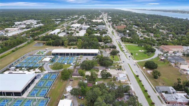 1028 RIDGEWOOD AVENUE, Daytona Beach, FL 32117