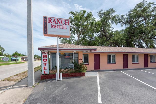 1028 RIDGEWOOD AVENUE, Daytona Beach, FL 32117