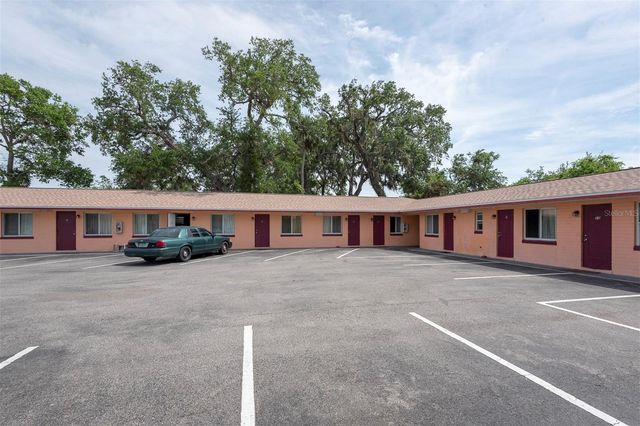 1028 RIDGEWOOD AVENUE, Daytona Beach, FL 32117