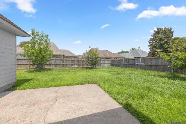 10833 Hillrose Ave, Baton Rouge, LA 70810