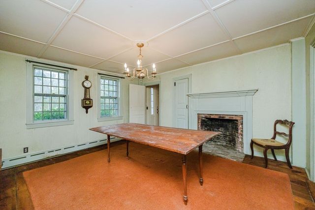 83 North Worcester St, Norton, MA 02766