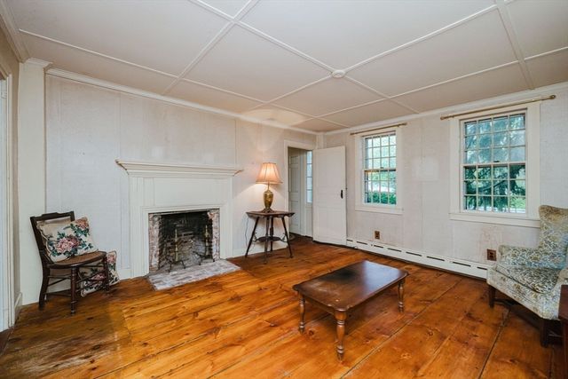 83 North Worcester St, Norton, MA 02766
