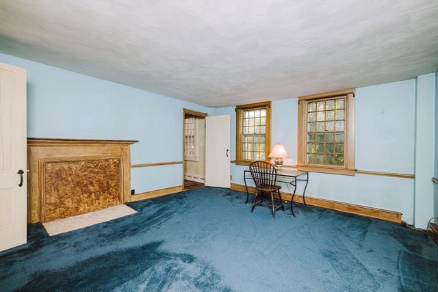 83 North Worcester St, Norton, MA 02766