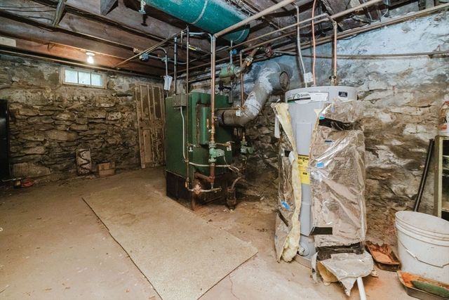 83 North Worcester St, Norton, MA 02766