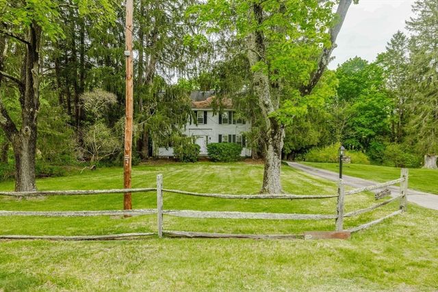 83 North Worcester St, Norton, MA 02766