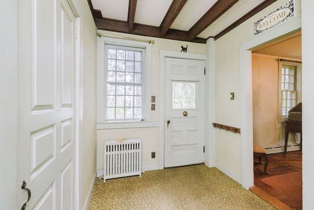 83 North Worcester St, Norton, MA 02766