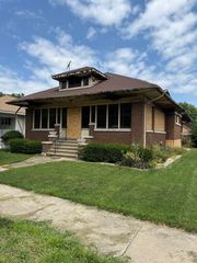 420 Cowles Avenue, Joliet, IL 60435