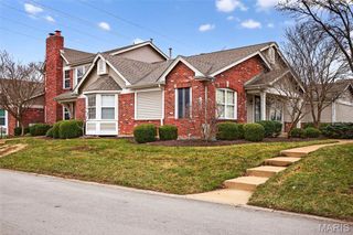 1925 Dewitt Ridge Drive, Chesterfield, MO 63017