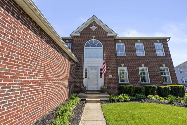 207 Heathermere Loop, Galena, OH 43021