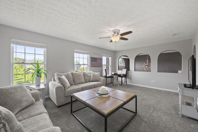 207 Heathermere Loop, Galena, OH 43021