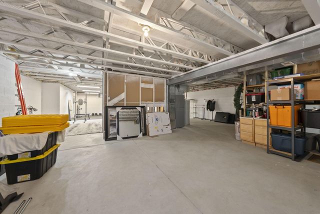 207 Heathermere Loop, Galena, OH 43021