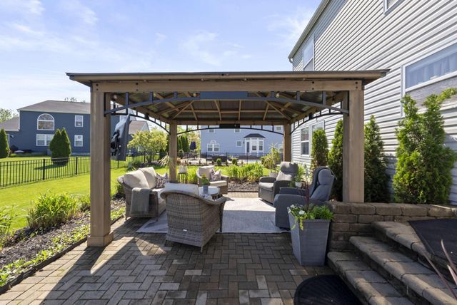 207 Heathermere Loop, Galena, OH 43021