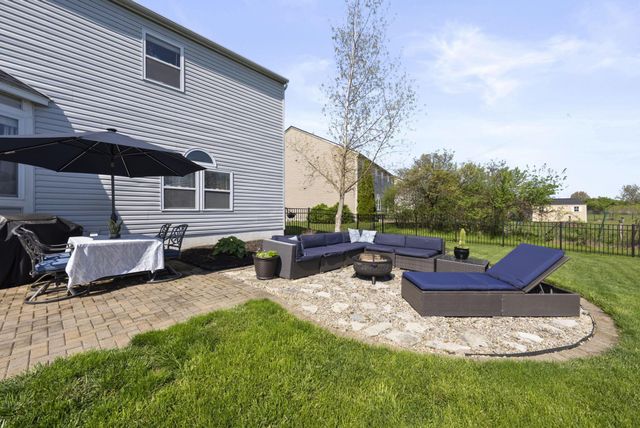 207 Heathermere Loop, Galena, OH 43021