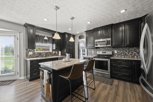 207 Heathermere Loop, Galena, OH 43021