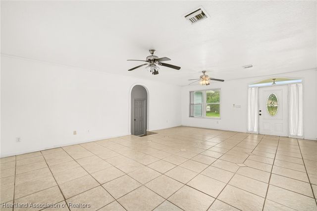 103 Crest Court, Lake Placid, FL 33852