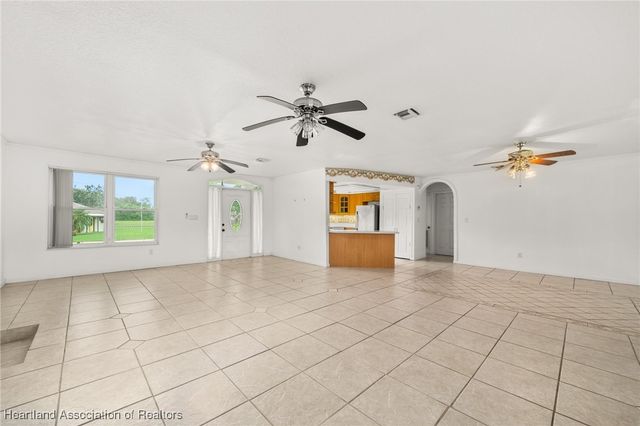 103 Crest Court, Lake Placid, FL 33852