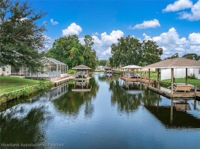 103 Crest Court, Lake Placid, FL 33852
