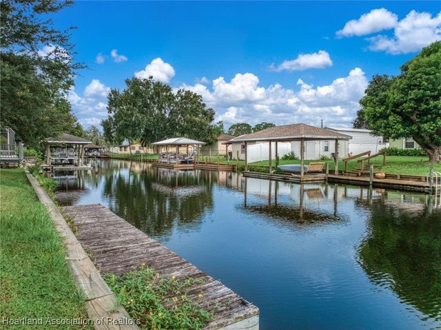 103 Crest Court, Lake Placid, FL 33852