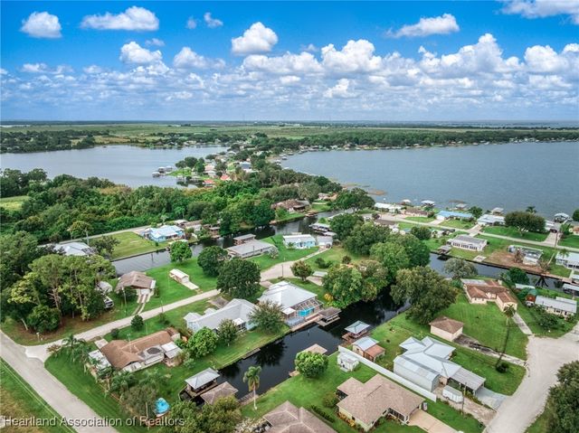 103 Crest Court, Lake Placid, FL 33852